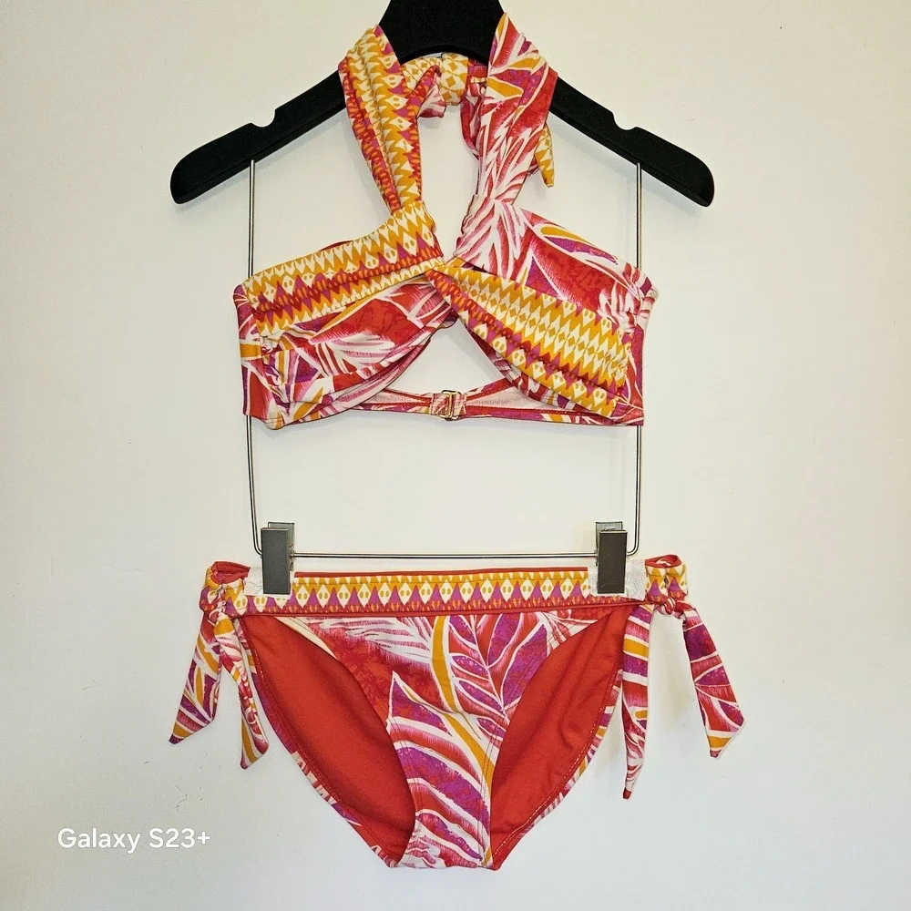 Leilani Bikini Y2K Set L‎ Top 8 Bottom Tropical V-Wire Halter Swimwear 2010 NWOT